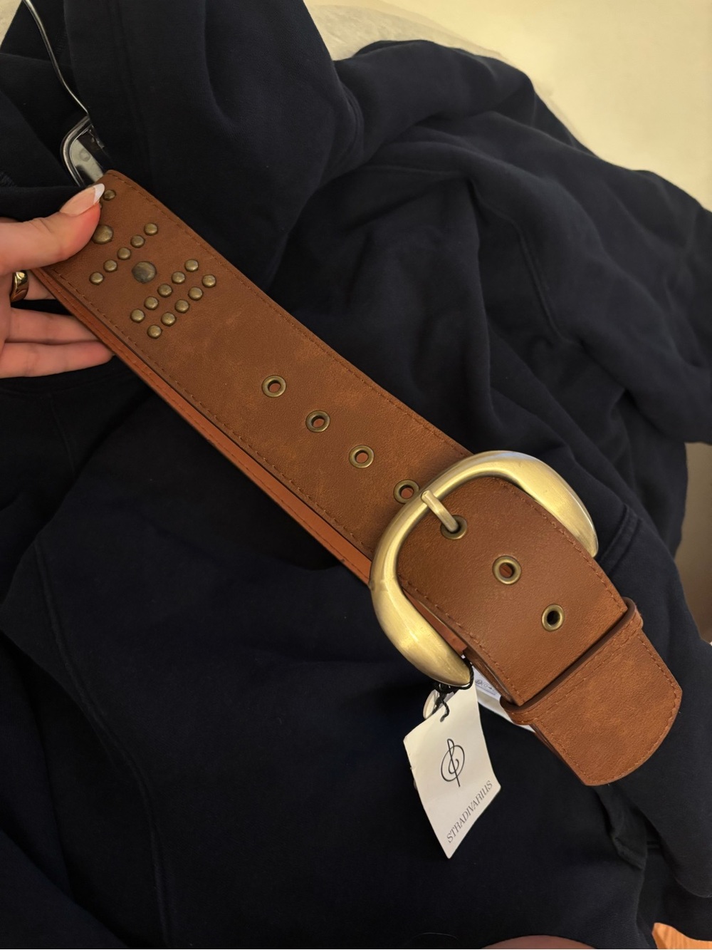 Stradivarius WideChunky  Brown Leather Belt with Gold Buckle